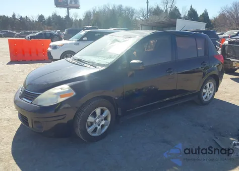2009 Nissan Versa 1.8Sl z USA, uszkodzony, nr VIN 3N1BC13E89L416121